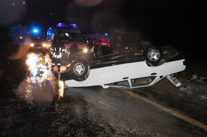 dugune-giden-minibus-takla-atti-1-olu,-11-yarali-3.jpg dugune-giden-minibus-takla-atti-1-olu,-11-yarali-3.jpg