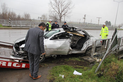 dugune-giderken-olumden-donduler-5.jpg dugune-giderken-olumden-donduler-5.jpg