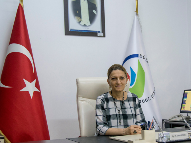 duzce-universitesi-ziraat-ve-doga-bilimleri-fakultesi-dekani-prof.-dr.-sevcan-oztemiz.jpg