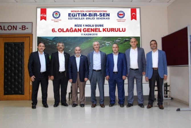 egitim-bir-sen-rize-1-no’lu-subesi-6.-olagan-kongresinde-mevcut-baskan-seyfettin-afacanlar,-yeniden-baskan-secildi-(13).jpg