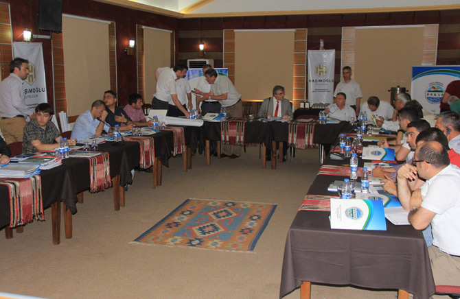 ekrem-yuce-yesil-yol-icin-toplanti2.jpg ekrem-yuce-yesil-yol-icin-toplanti2.jpg