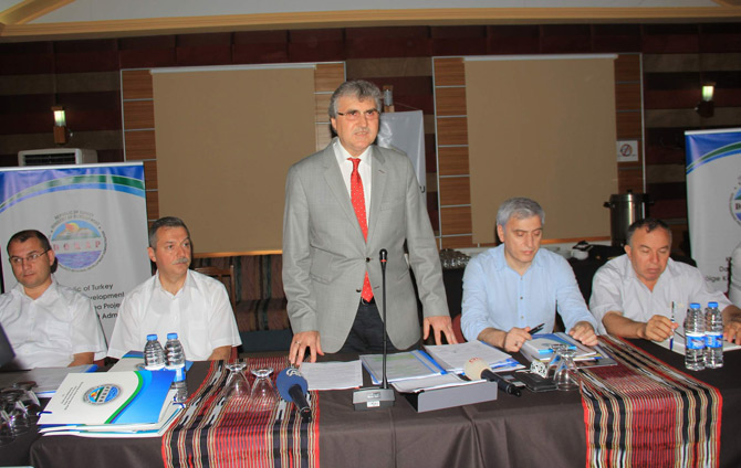 ekrem-yuce-yesil-yol-icin-toplanti3.jpg ekrem-yuce-yesil-yol-icin-toplanti3.jpg