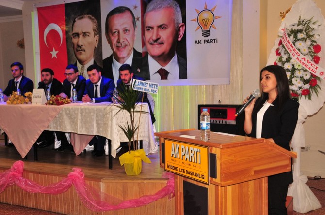 elif-rabia-toptanci-ak-parti-rize-il-genclik-kollari-kongrelere-devam-ediyor-(7).jpg