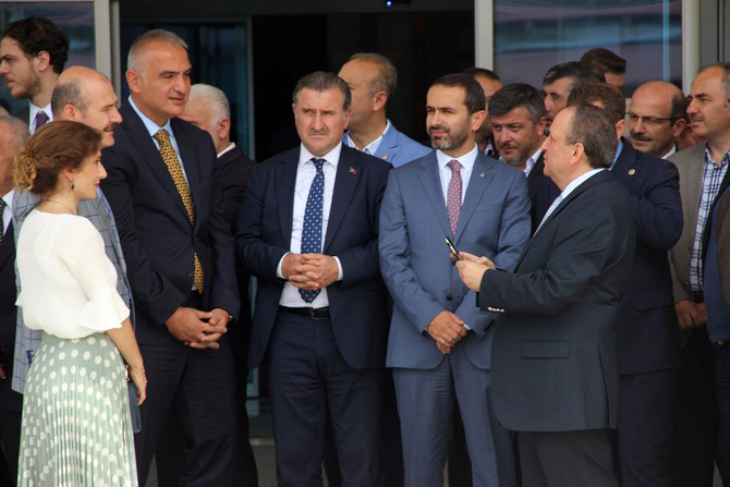 erdogan,-ramada-plaza-rize-oteli’nin-resmi-acilisini-gerceklestirdi-(11).jpg