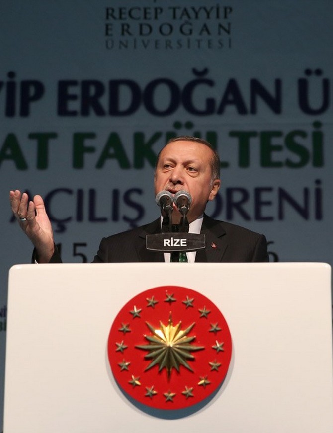 erdogan,-rteu-ilahiyat-fakultesi-binasinin-acilisini-yapti-(8).jpg