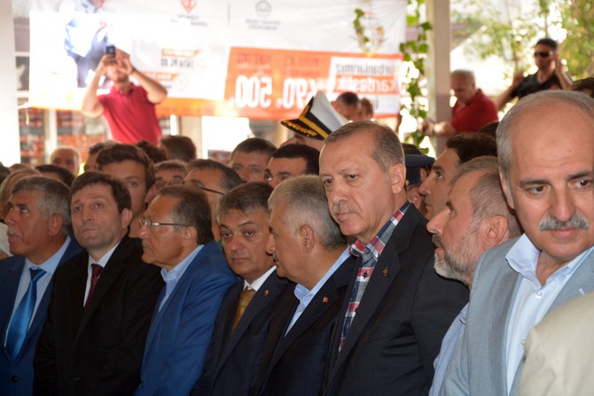 erdogan,-ziya-ilgenin-annesinin-cenazesine-katildi-(10).jpg