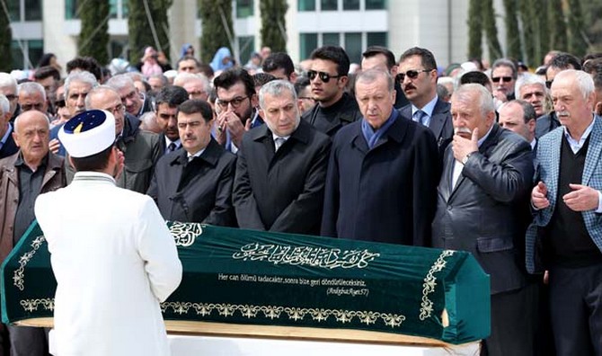 erdogan-abdurrahman-kulunkun-cenazesine-katildi-(1).jpg