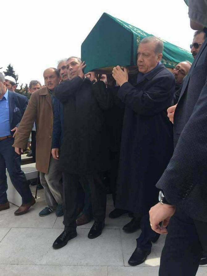 erdogan-abdurrahman-kulunkun-cenazesine-katildi-(10).jpg