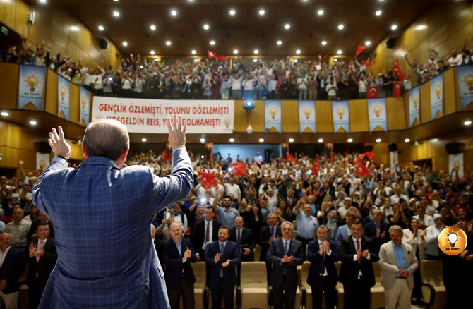 erdogan-ak-parti-rize-il-danisma-toplantisi-(2).jpg