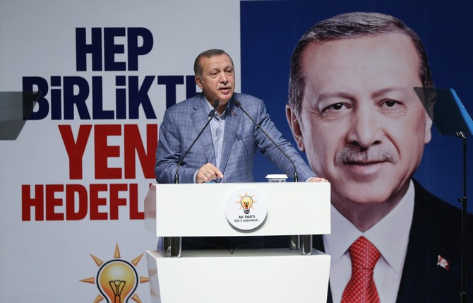 erdogan-ak-parti-rize-il-danisma-toplantisi-(7).jpg