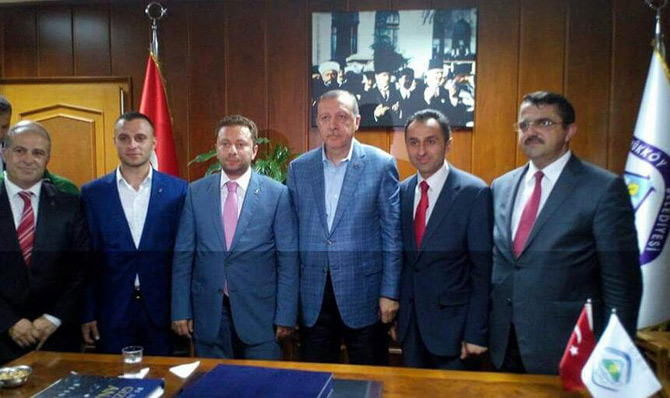 erdogan-buyukkoy-belediyesinde.jpg erdogan-buyukkoy-belediyesinde.jpg