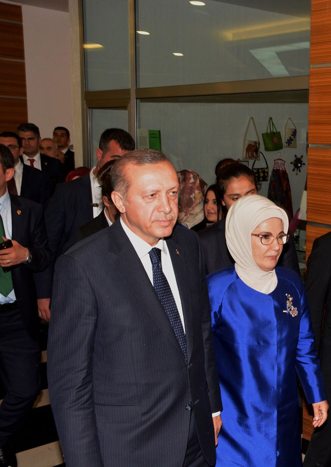 erdogan-emine-erdogan-001.jpg
