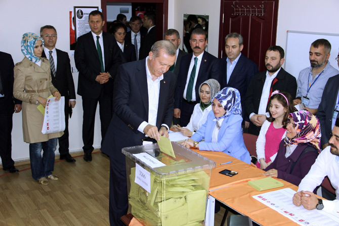 erdogan-oyunu-kullandi3-001.jpg erdogan-oyunu-kullandi3-001.jpg