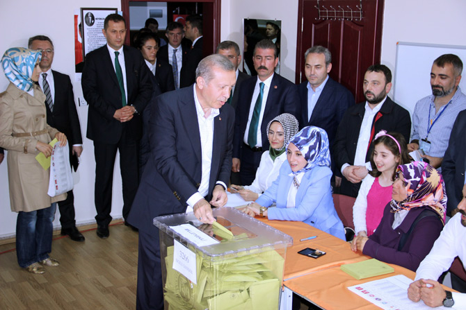 erdogan-oyunu-kullandi4-001.jpg erdogan-oyunu-kullandi4-001.jpg