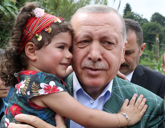 erdogan-rize-guneysuda-(1).jpg