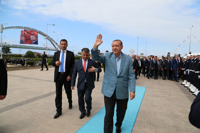 erdogan-rize-valiligi-ziyareti-4.jpg erdogan-rize-valiligi-ziyareti-4.jpg