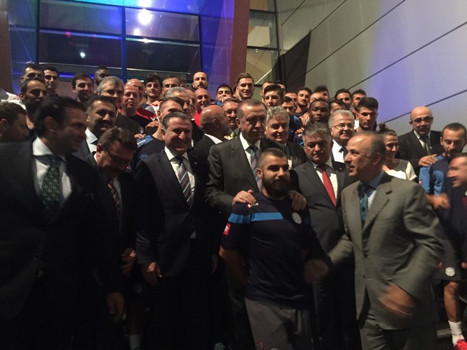 erdogan-rizespor-ziyaret-(2).jpg