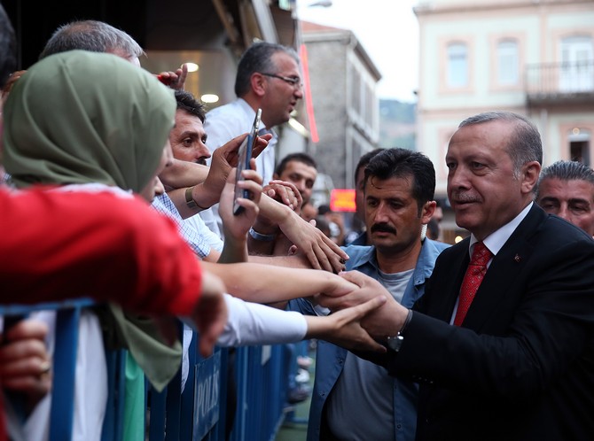 erdogan-trabzonda-(6)-001.jpg