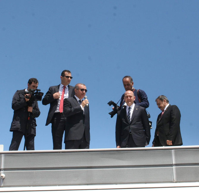 erdogan-trabzonda-2-002.jpg erdogan-trabzonda-2-002.jpg