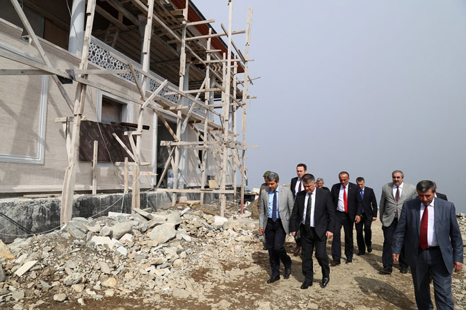 ersin-yazici-kibledagi-cami-insaat-calismalarinii-inceledi-9.jpg ersin-yazici-kibledagi-cami-insaat-calismalarinii-inceledi-9.jpg