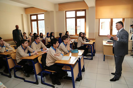 ersin-yazici-renk-projesinde-3.20150224211838.jpg ersin-yazici-renk-projesinde-3.20150224211838.jpg