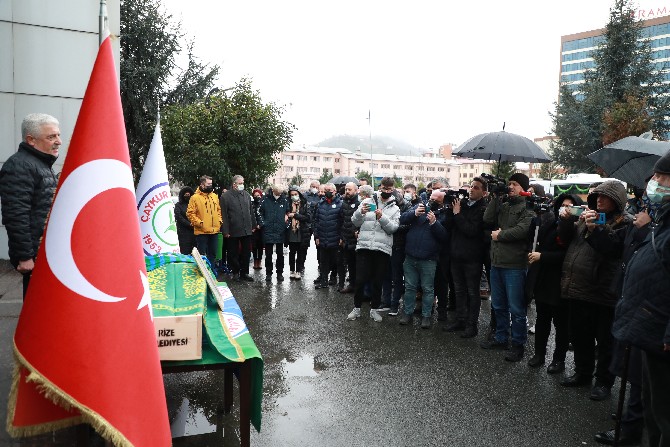 eski-caykur-rizespor-kulubu-baskanlarindan-muharrem-kurkcu-vefat-etti-caykur-rizespor-toren-duzenledi-3.jpg