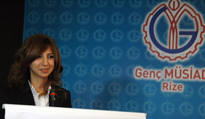 esra-alemdaroglu-rize-genc-musiad.jpg