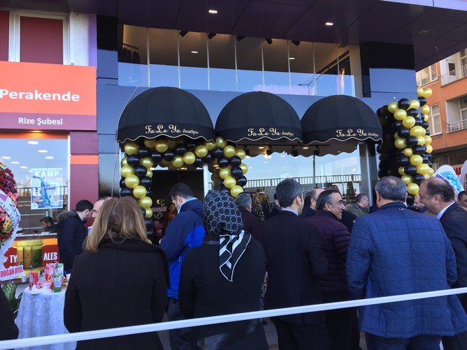 fa-le-ya-boutique--rizede-hizmete-girdi-(1).jpg