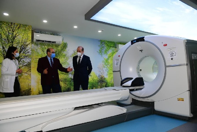 farabi-hastanesinde-10-milyonluk-pet-ct-cihazi-hizmete-girdi-(2).jpg