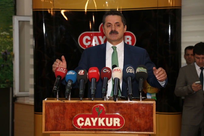faruk-celik-001.jpg faruk-celik-001.jpg