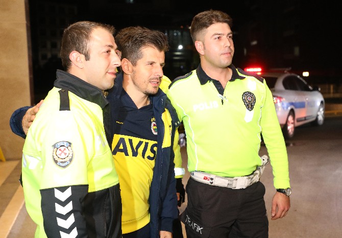 fenerbahce-kafilesi-rizeye-geldi-(3)-002.jpg