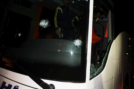 fenerbahce-otobusune-silahli-saldiri4.jpg
