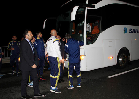 fenerbahce-otobusune-silahli-saldiri6.jpg
