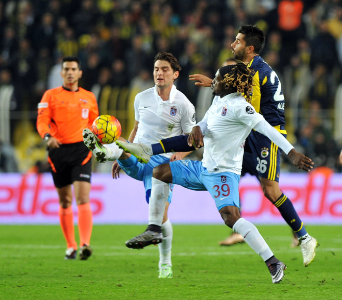fenerbahce-trabzonspor-maci-1-001.jpg fenerbahce-trabzonspor-maci-1-001.jpg