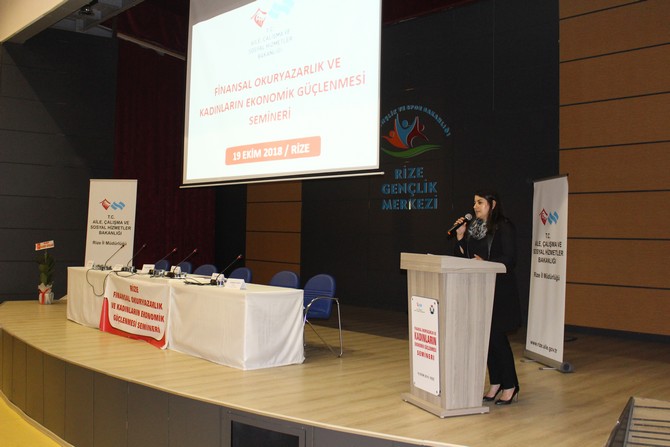 finansal-okuryazarlik-ve-kadinlarin-ekonomik-guclenmesi-semineri-gerceklestirildi-(3).jpg