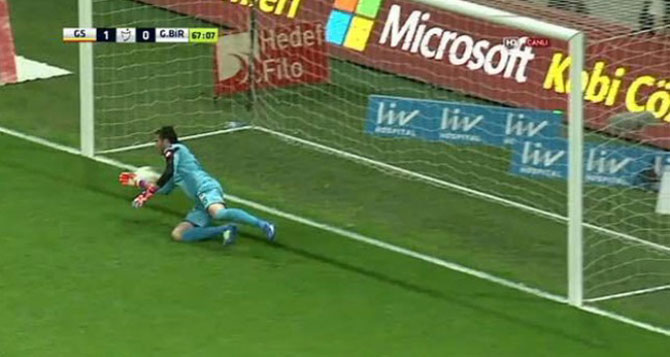galatasaray-genclerbirligi-kaleci-ferhat-kaplan.jpg galatasaray-genclerbirligi-kaleci-ferhat-kaplan.jpg
