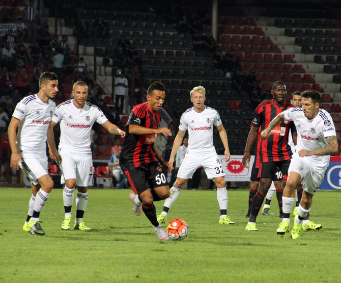 gaziantepspor-besiktas-maci-001.jpg gaziantepspor-besiktas-maci-001.jpg