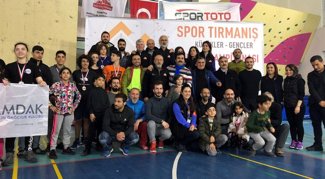 genc-dagcilar-spor-tirmanisinda-rize’de-yaristi-(7).jpg