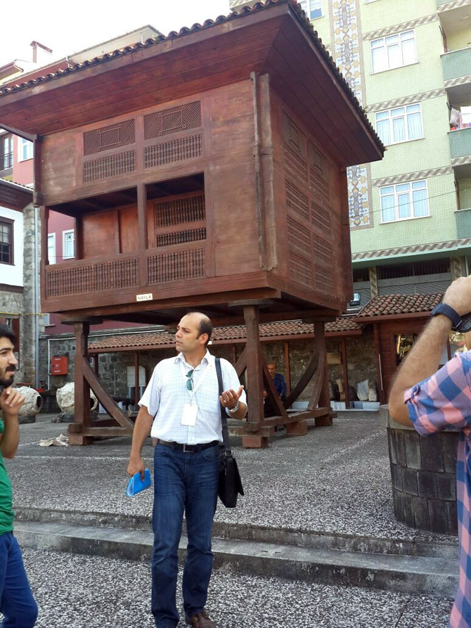 genc-mimarlar,-karadeniz-mimarisi-ile-rize-serenderlerini-inceledi1-001.jpg