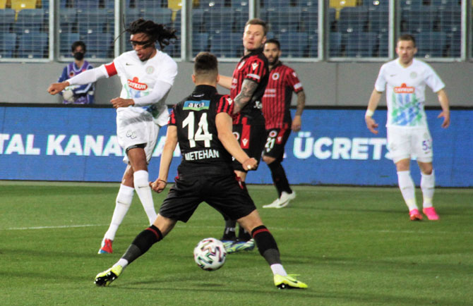 genclerbirligi---caykur-rizespor-maci-(2).jpg