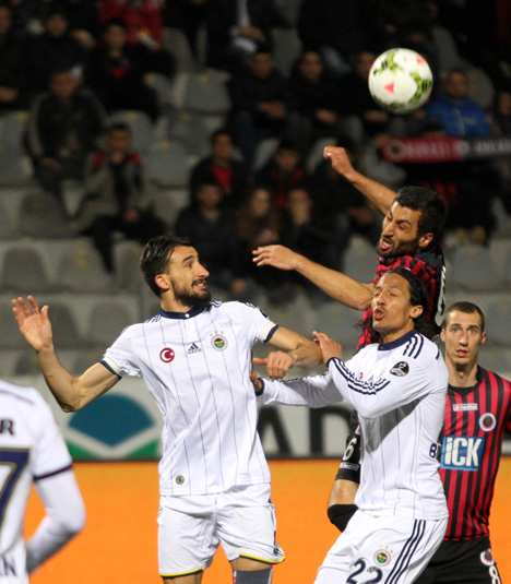 genclerbirligi-fenerbahce-maci-2.jpg genclerbirligi-fenerbahce-maci-2.jpg