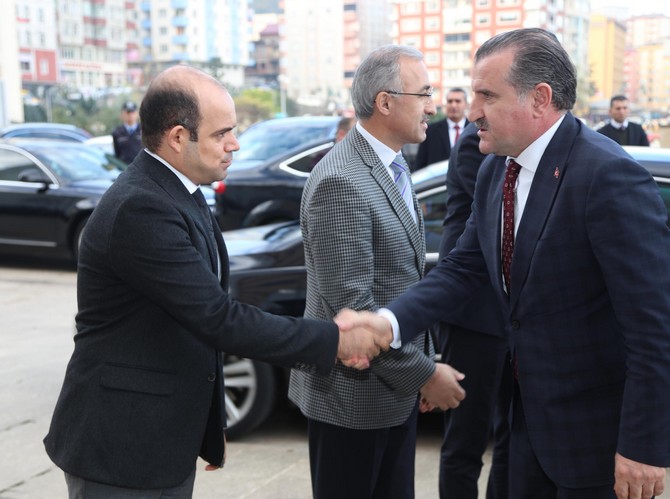 genclik-ve-spor-bakani-bak-rizede-(1).jpg