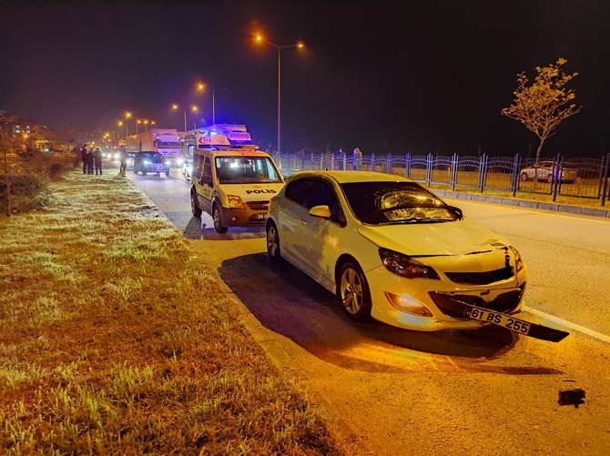 giresun’un-eynesil-ilcesinde-otomobilin-carptigi-bir-kisi-hayatini-kaybetti-(5).jpg
