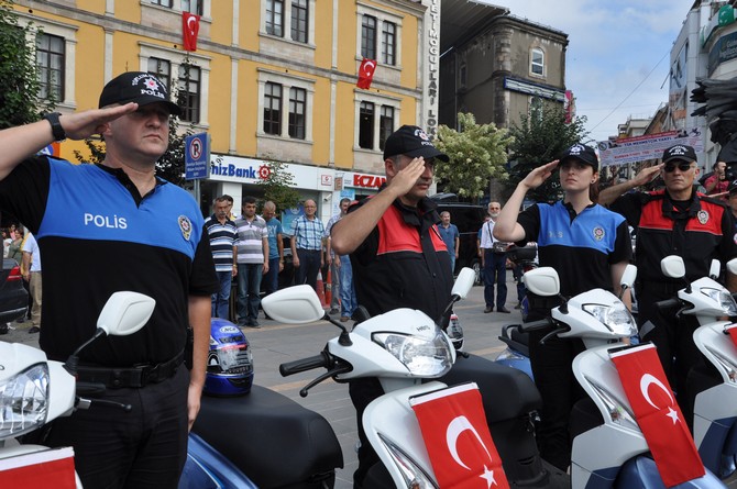 giresun-belediyesi’nden-emniyet-mudurlugu’ne-motorsiklet-hediyesi-(2).jpg