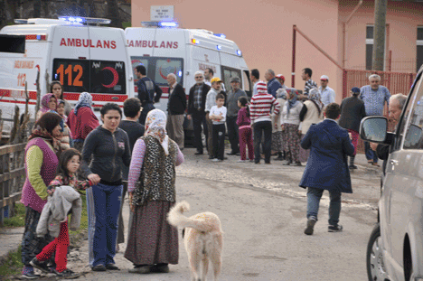 giresunda-kaza-2-olu,-2-yarali--2.gif