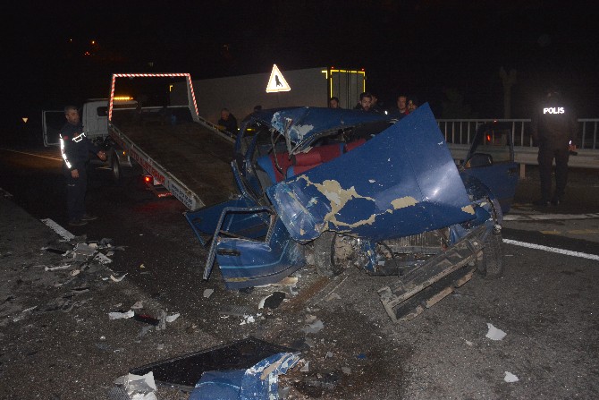 giresunda-otomobil-ile-tir-carpisti-1-olu,-1-yarali-(3).jpg