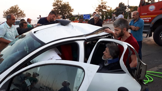 giresunda-trafik-kazasi-2-olu,-12-yarali-(2).jpg