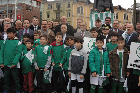 giresunspor’un-kurulusunun-48.-yili-torenle-kutlandi-8.jpg giresunspor’un-kurulusunun-48.-yili-torenle-kutlandi-8.jpg