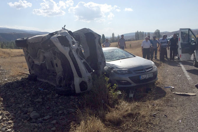 gumushane’de-trafik-kazasi-1-olu,-2-yarali-3.jpg gumushane’de-trafik-kazasi-1-olu,-2-yarali-3.jpg