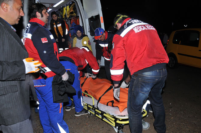 gumushanede-2-kaza-3-olu,-6-yarali-3.jpg gumushanede-2-kaza-3-olu,-6-yarali-3.jpg